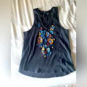 Floral embroidered tank top